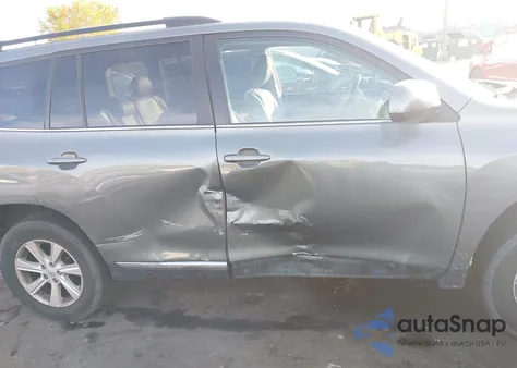 2011 Toyota Highlander Se V6 z USA, uszkodzony, nr VIN 5TDBK3EH1BS050019